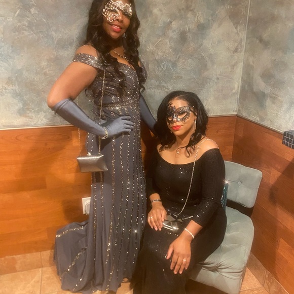 Long Off The Shoulders Dress Special Occasions - Picture 4 of 6